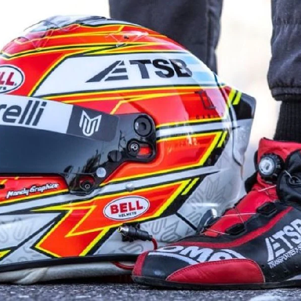 Helmet Maintenance 101: Extending the Life of Your Racing Helmet