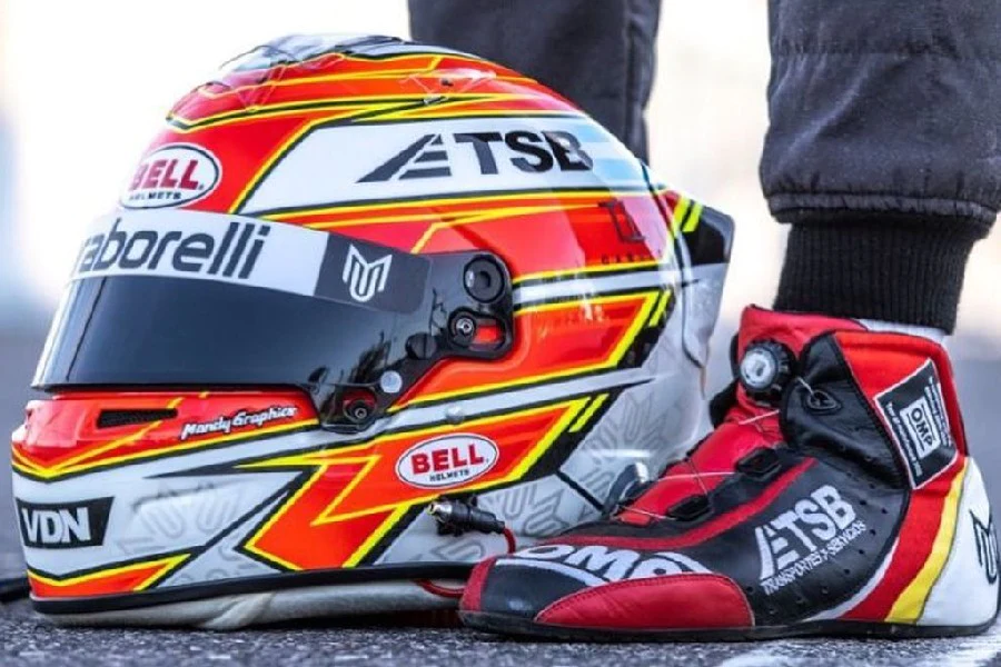 Helmet Maintenance 101: Extending the Life of Your Racing Helmet